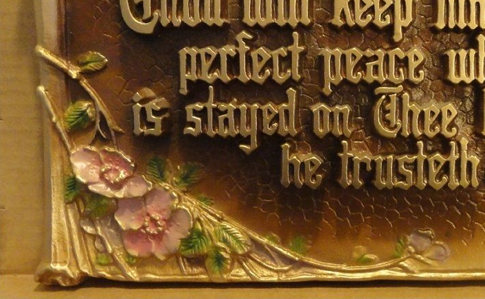 Plaque detail