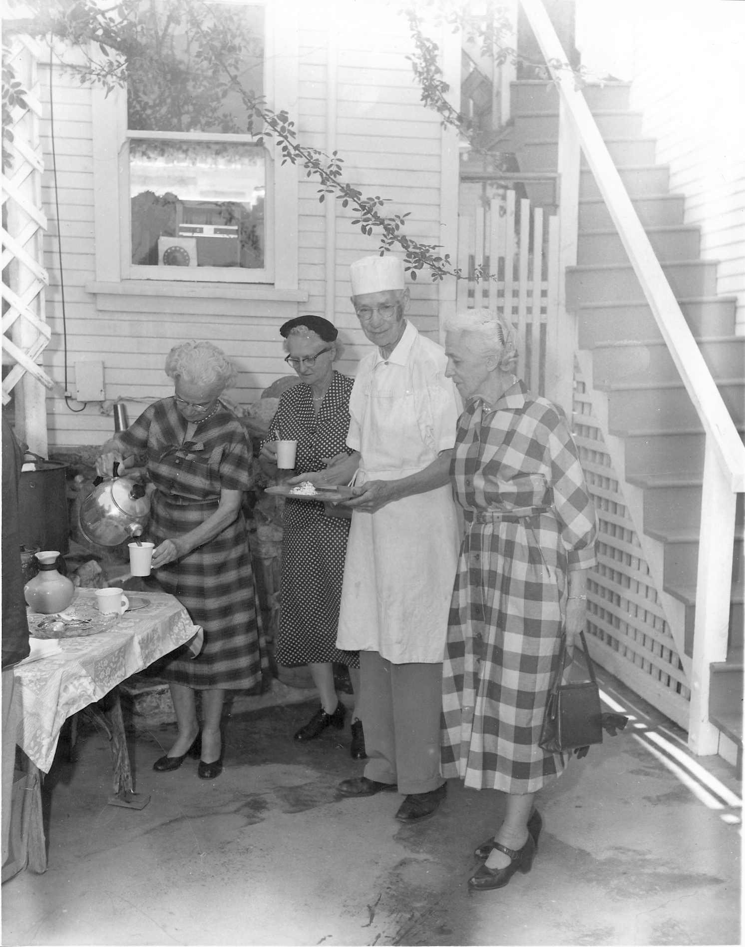 Go-Ye Fellowship event attendees, 1950s