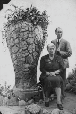 A.E. and Jennie Mitchell most likely at the dedication of the vase in 1941