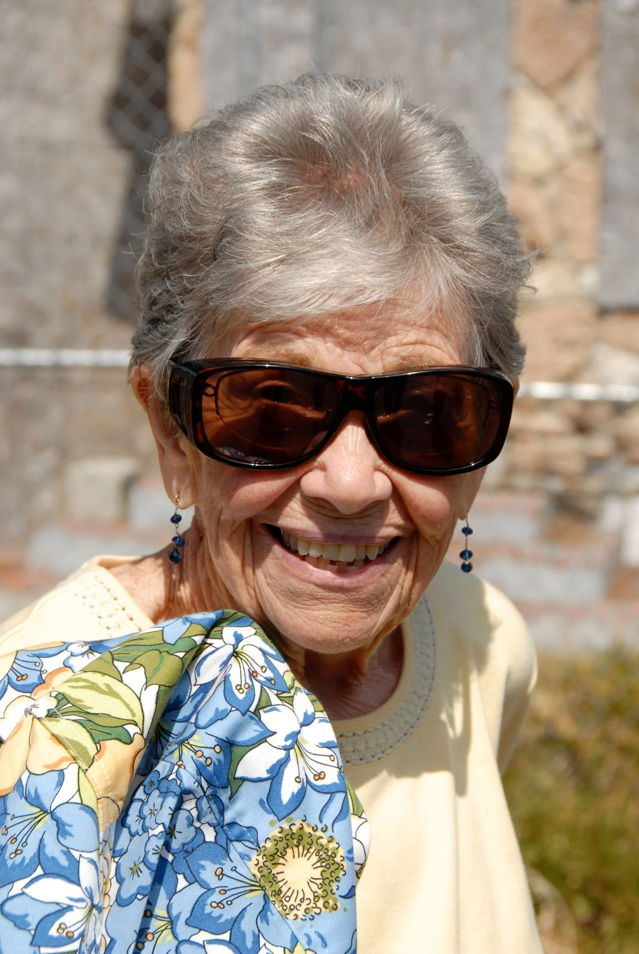Andrew and Jennie's daughter Esther Mitchell Russell visiting her childhood home