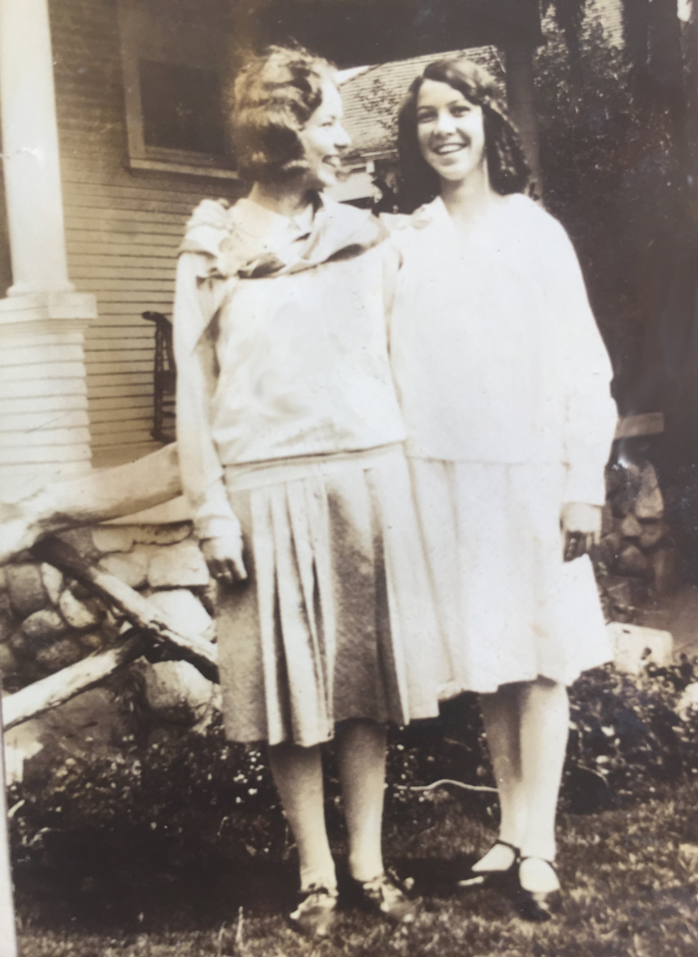 Andrew and Sadie's daughters Helen and Jean in Los Angeles