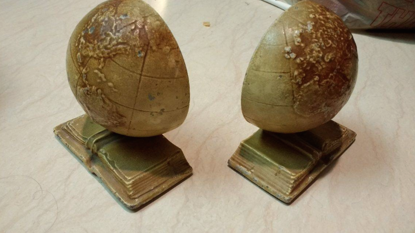Very rare globe bookend