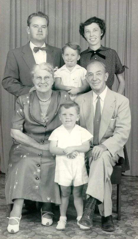 Kaare and Jean Wilhelmsen with children Bryant and Hubert with Jennie and Andrew Mitchell