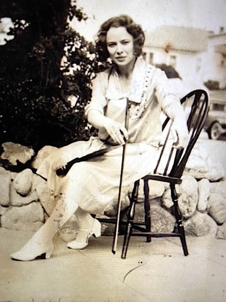 Helen Mitchell with her musical saw