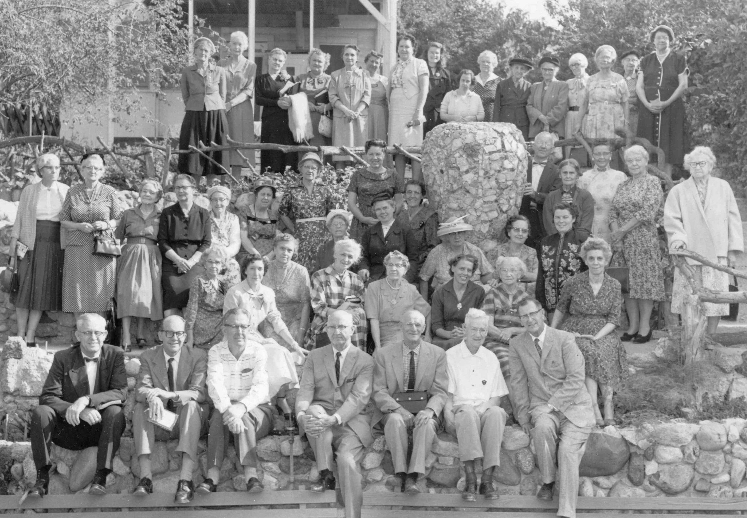 Go-Ye Fellowship members gathered around the Victory Vase. 