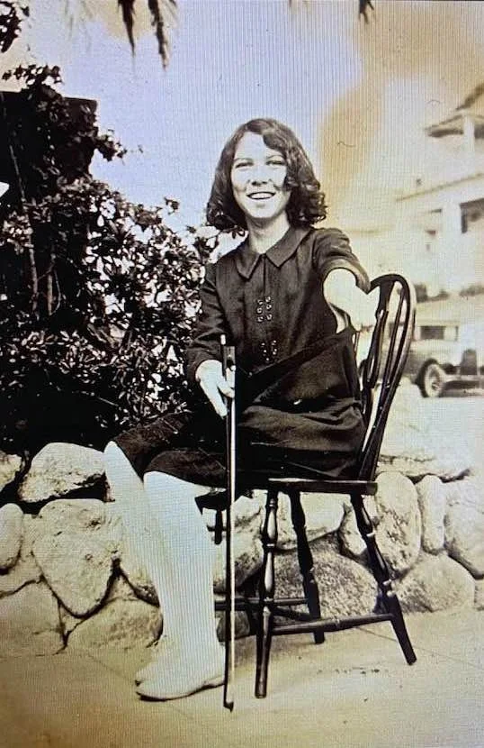 Jean Mitchell with her musical saw