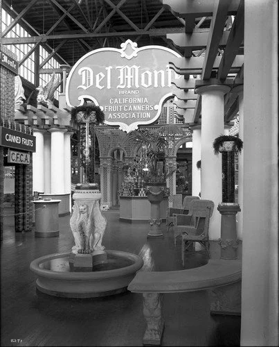 Del Monte Panama Pacific International Exposition entrance with Andrew's Del Monte logo featured. Click on the image to go to the site about this photo.