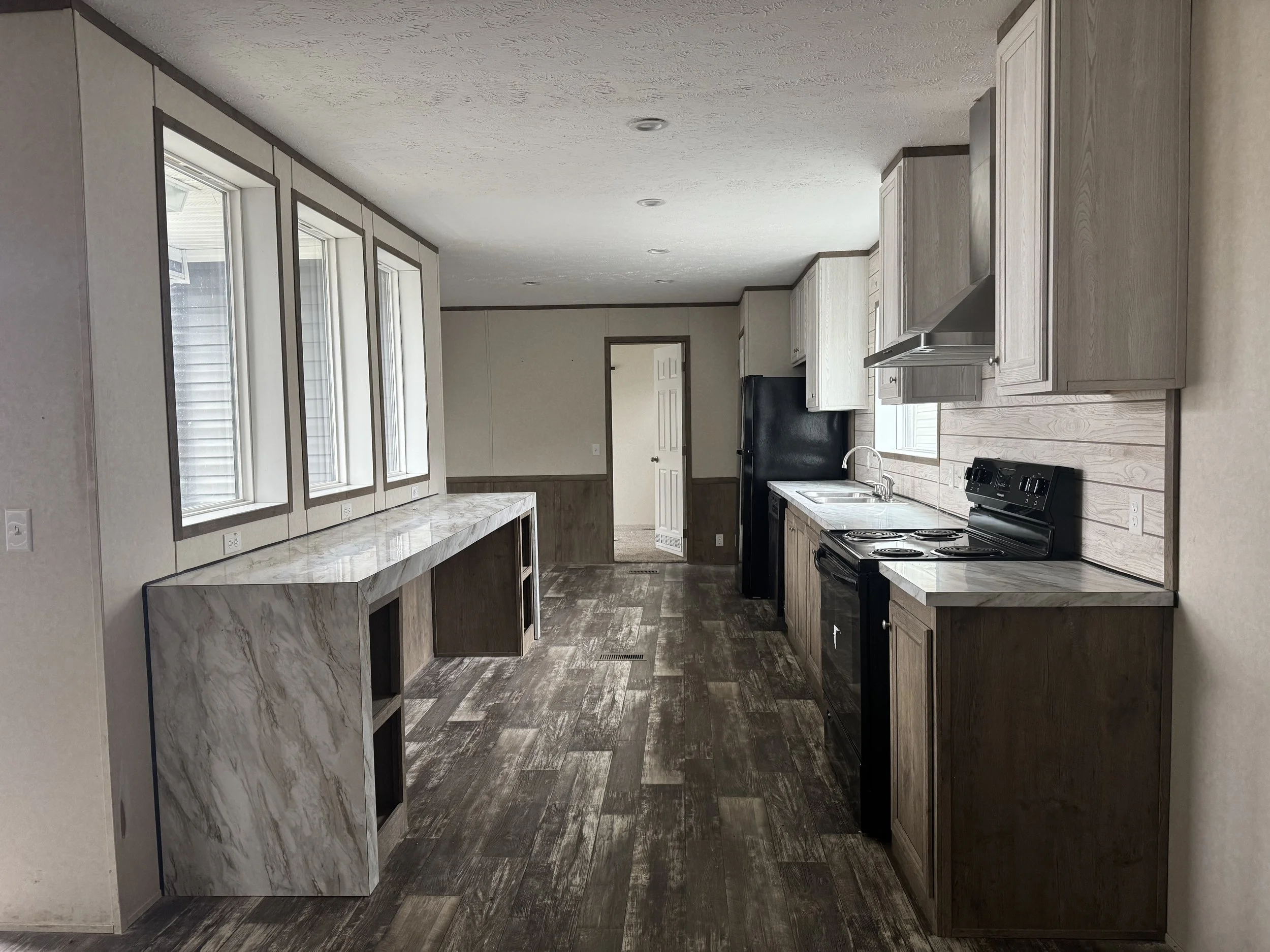 Single Wide Phipps Mobile Home Sales