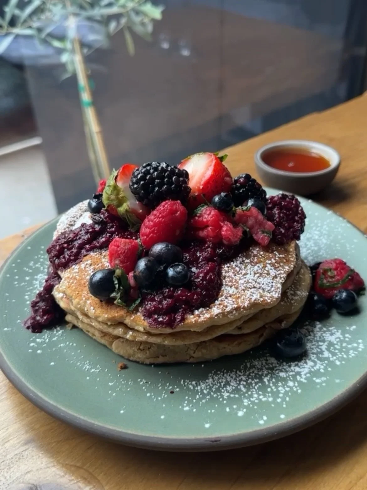 Highlights from our first week of BRUNCH ☀️

Only a few reservations left for Mother&rsquo;s Day weekend, find a seat at the table with us @shosh.nyc

Now serving vegan brunch at SHŌSH 🍳
Saturdays + Sundays
10:30am - 3:00pm

SHŌSH
41 Greenwich Ave
N