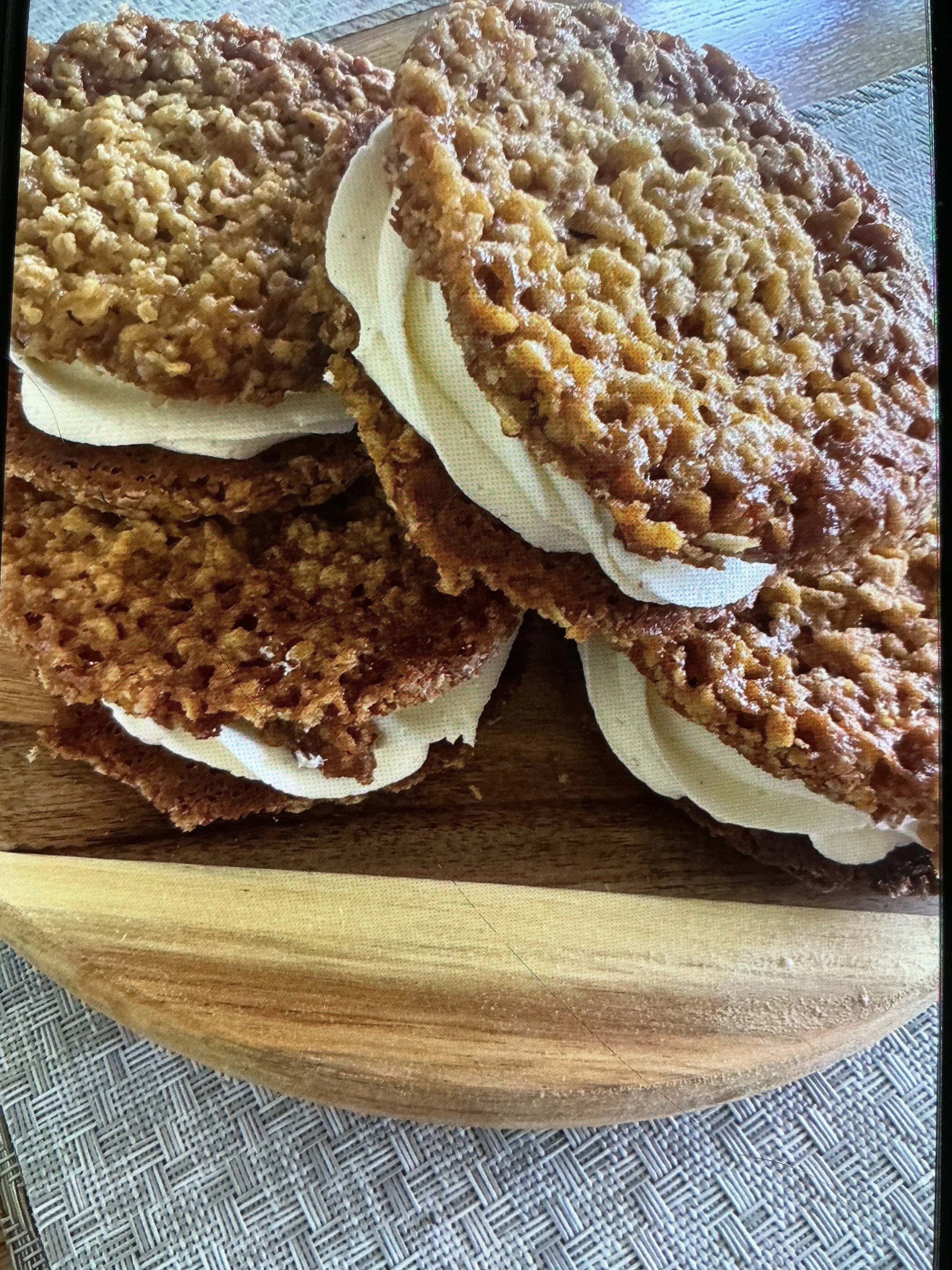GF Oatmeal Cream Pie
