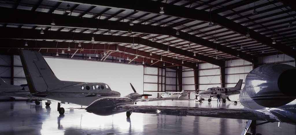 cheyenne_hangar_airplanes.jpg
