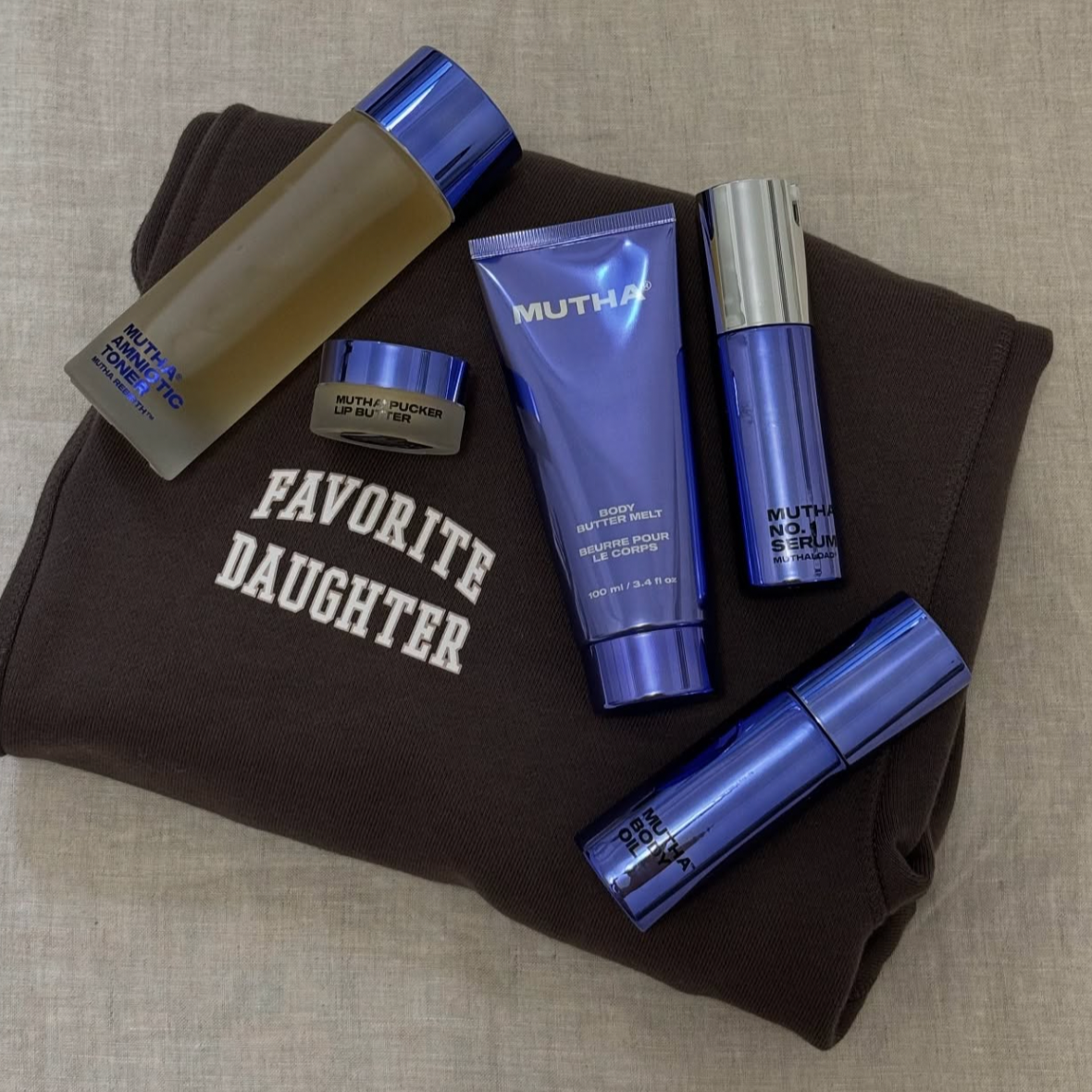 Favorite Daughter x MUTHA social giveaway

September 25 - October 2, 2025

Details