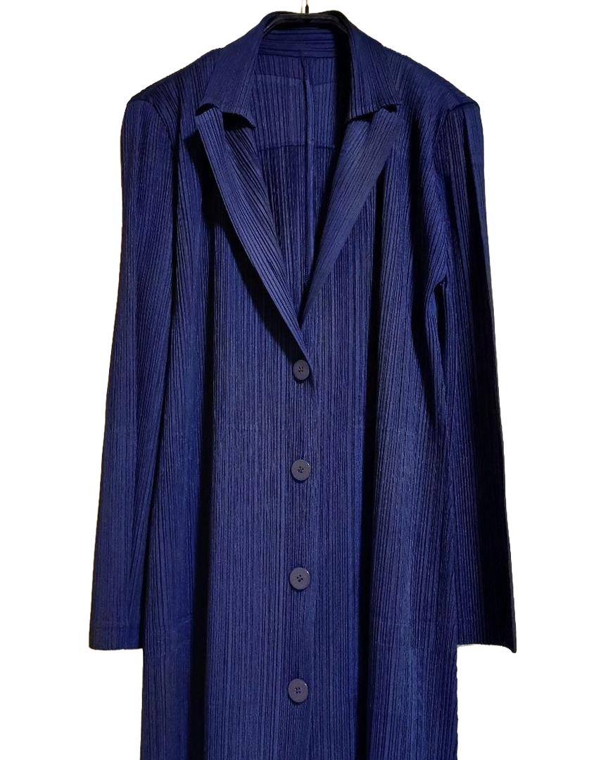 issey coat_.png