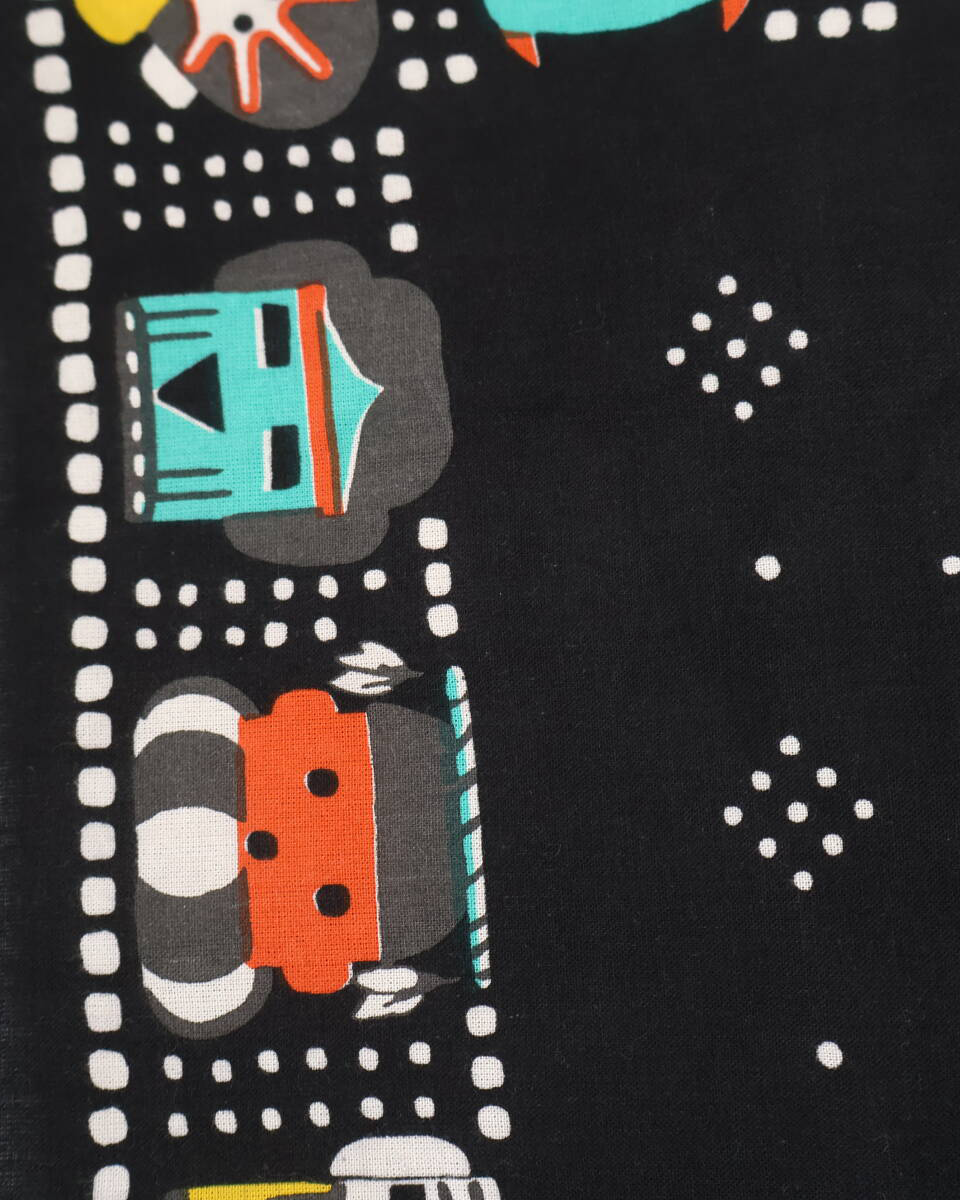 kapital scarf 1.png
