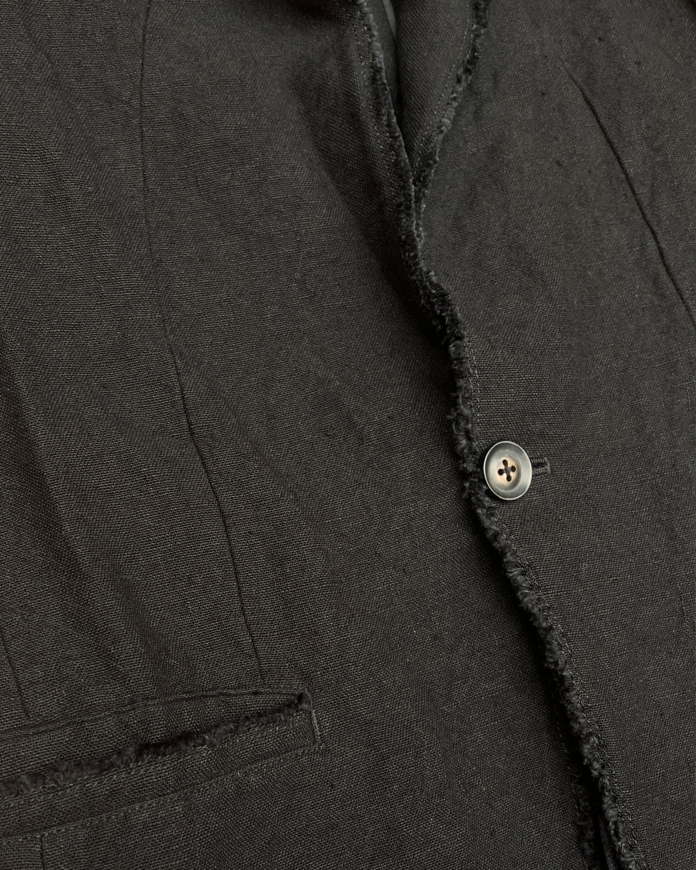 jun hashimoto blazer 2.png