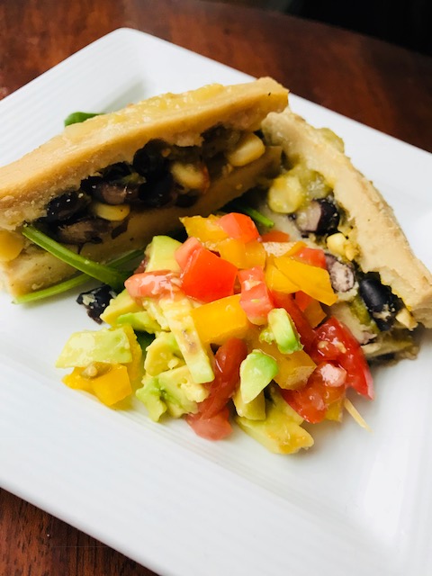 Roasted corn, black bean &amp; green chile vegan tamales