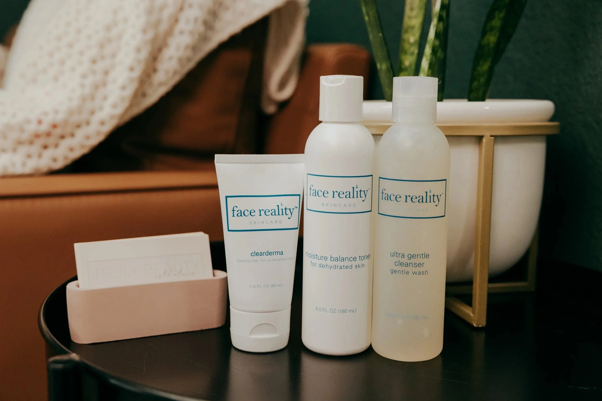 Acne Facials in Round Rock: What a Real Acne-Clearing Treatment Looks Like