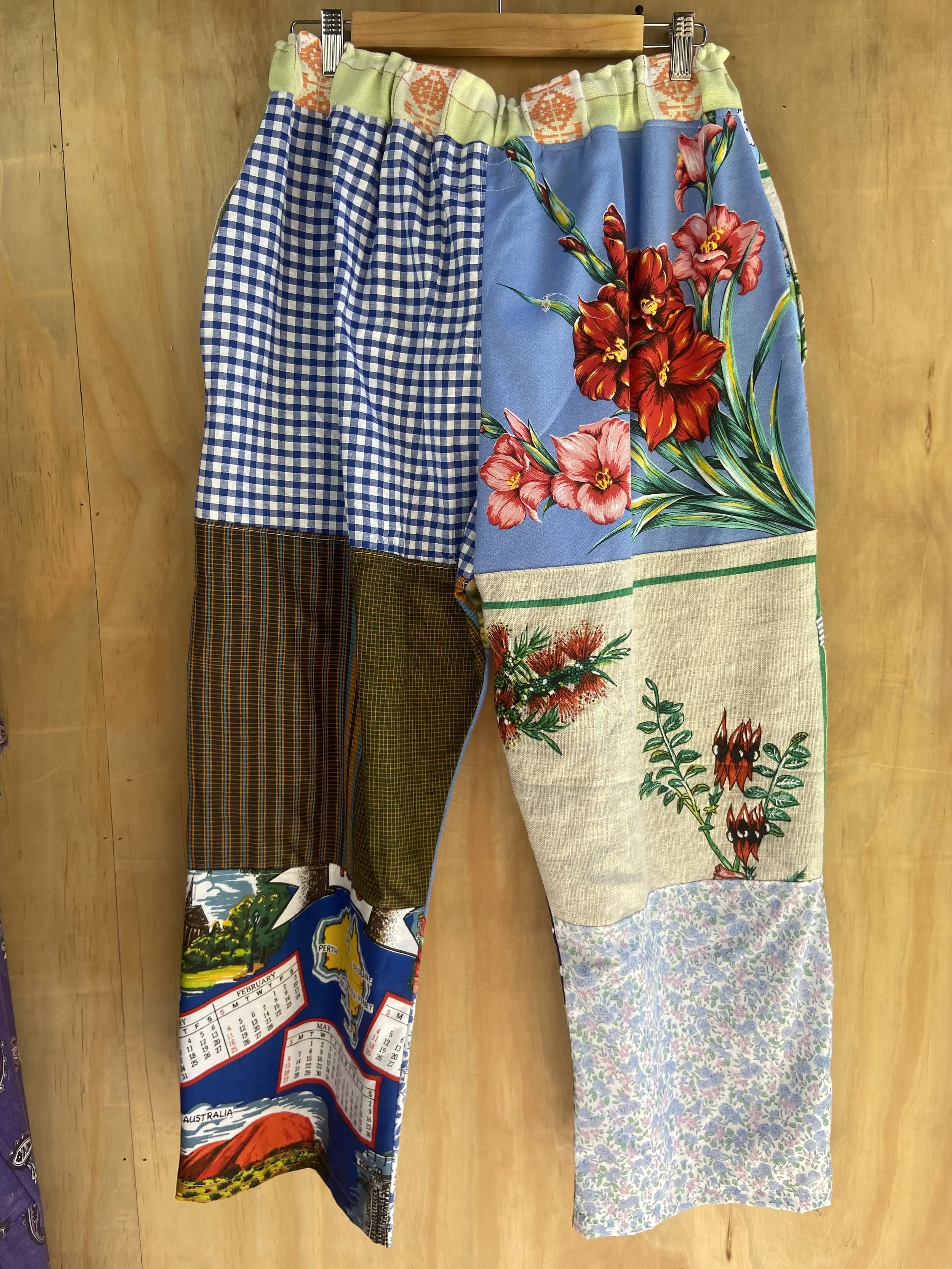 Day Trippin' Pants - Canberra