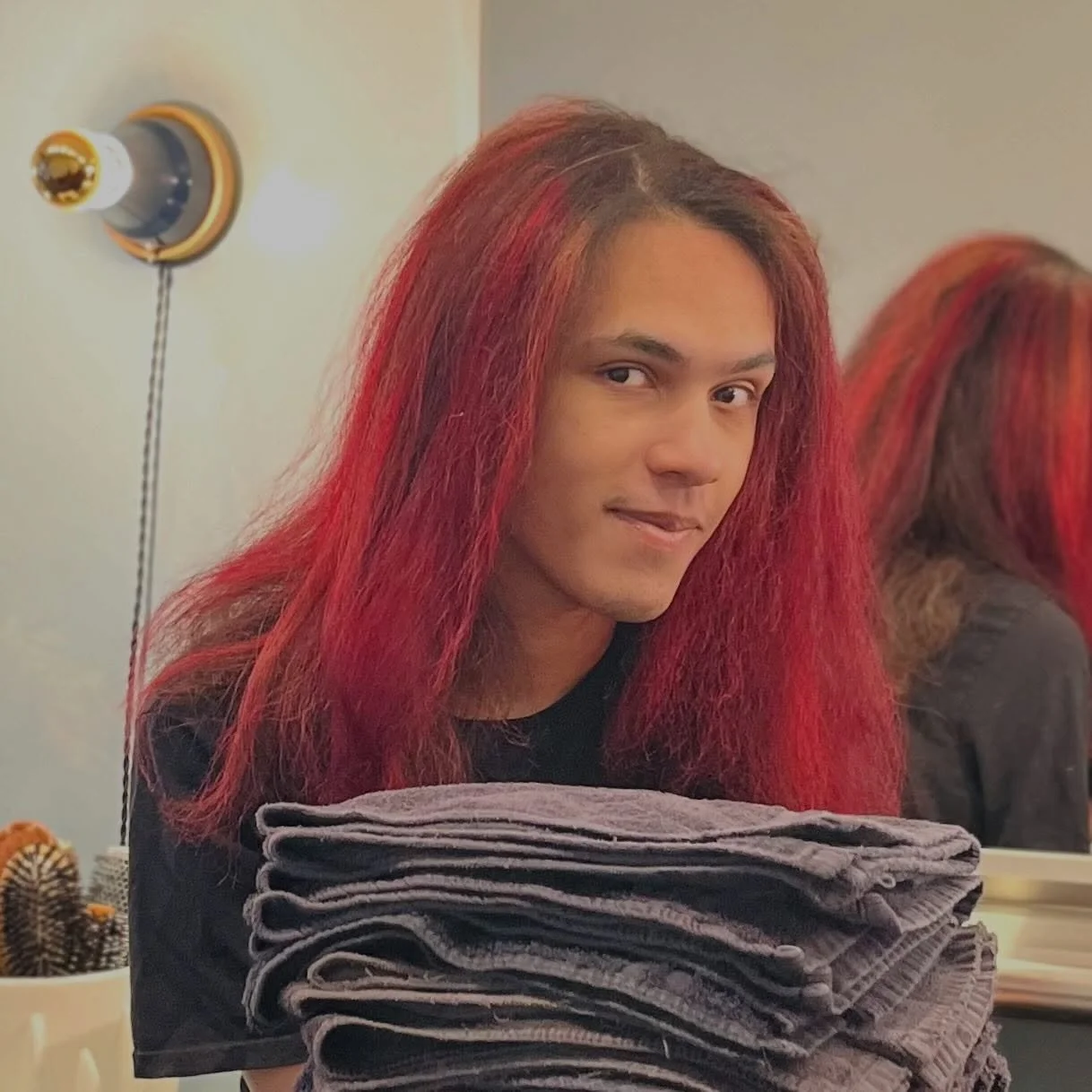 ❤️🌶️❤️ been thinking about something SPICY - Aries Season is upon us.  Book your bold color makeover today!