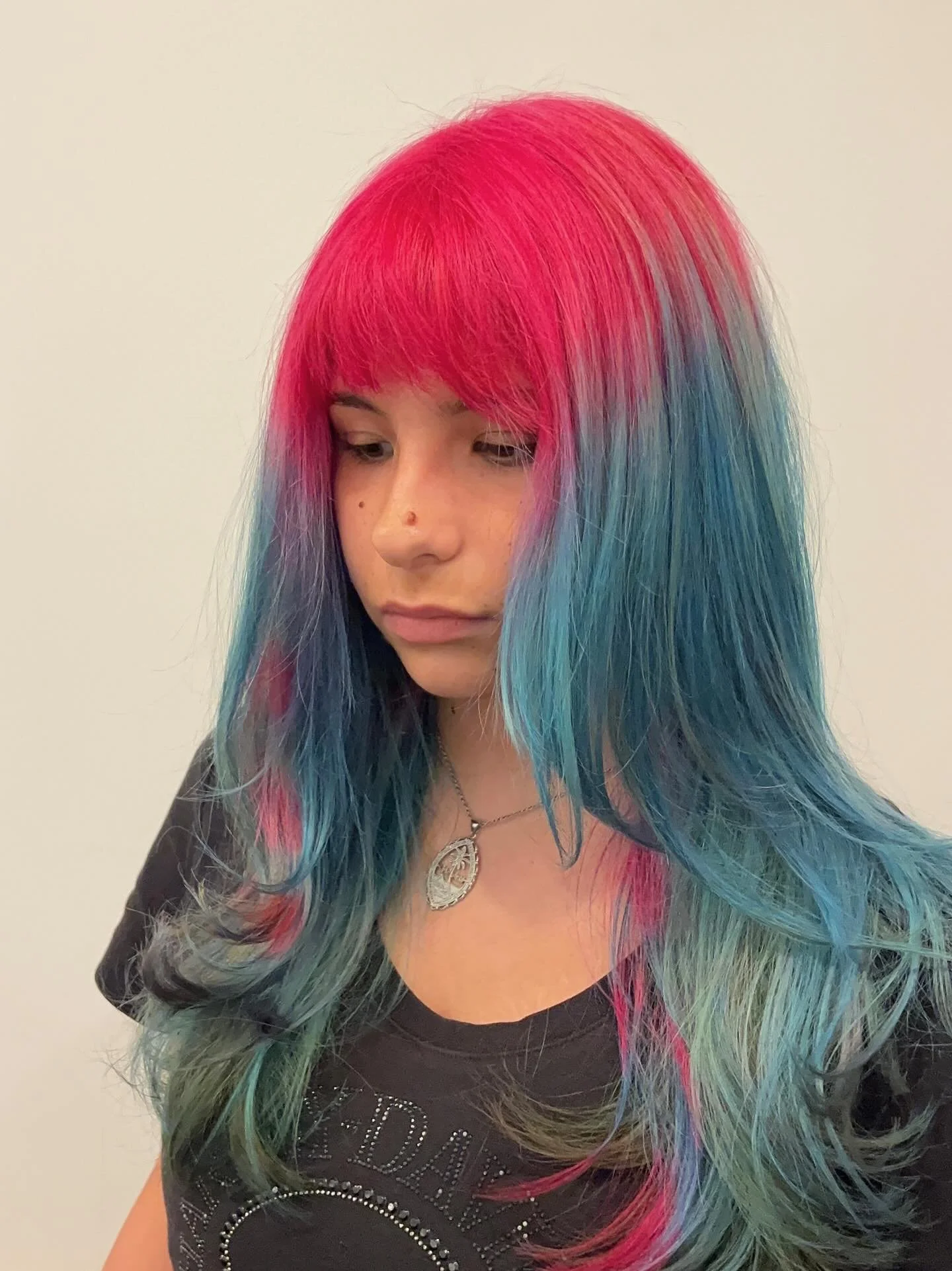 🩷🩵🩷🩵🩷 WOW!  by Madeline #eastvillagenyc #raccoon @pravana #ghostroots  #pinkhair