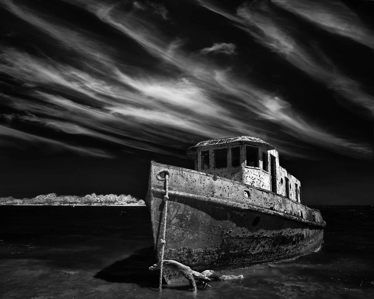 Viejo Barco en Barahona. 2010
