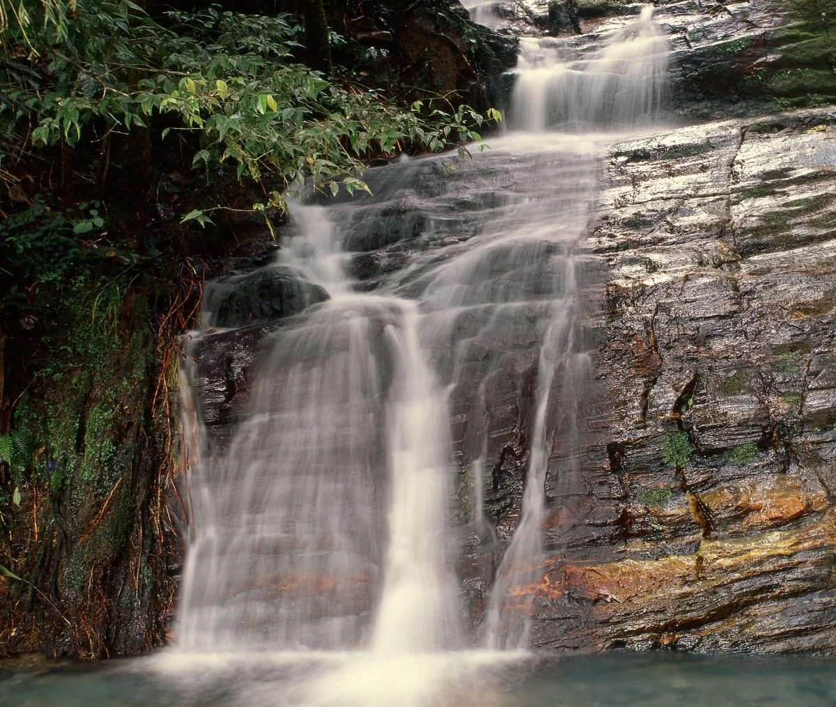 Salto de Mata Grande, Parque Nacional Armando Bermúdez. 1997