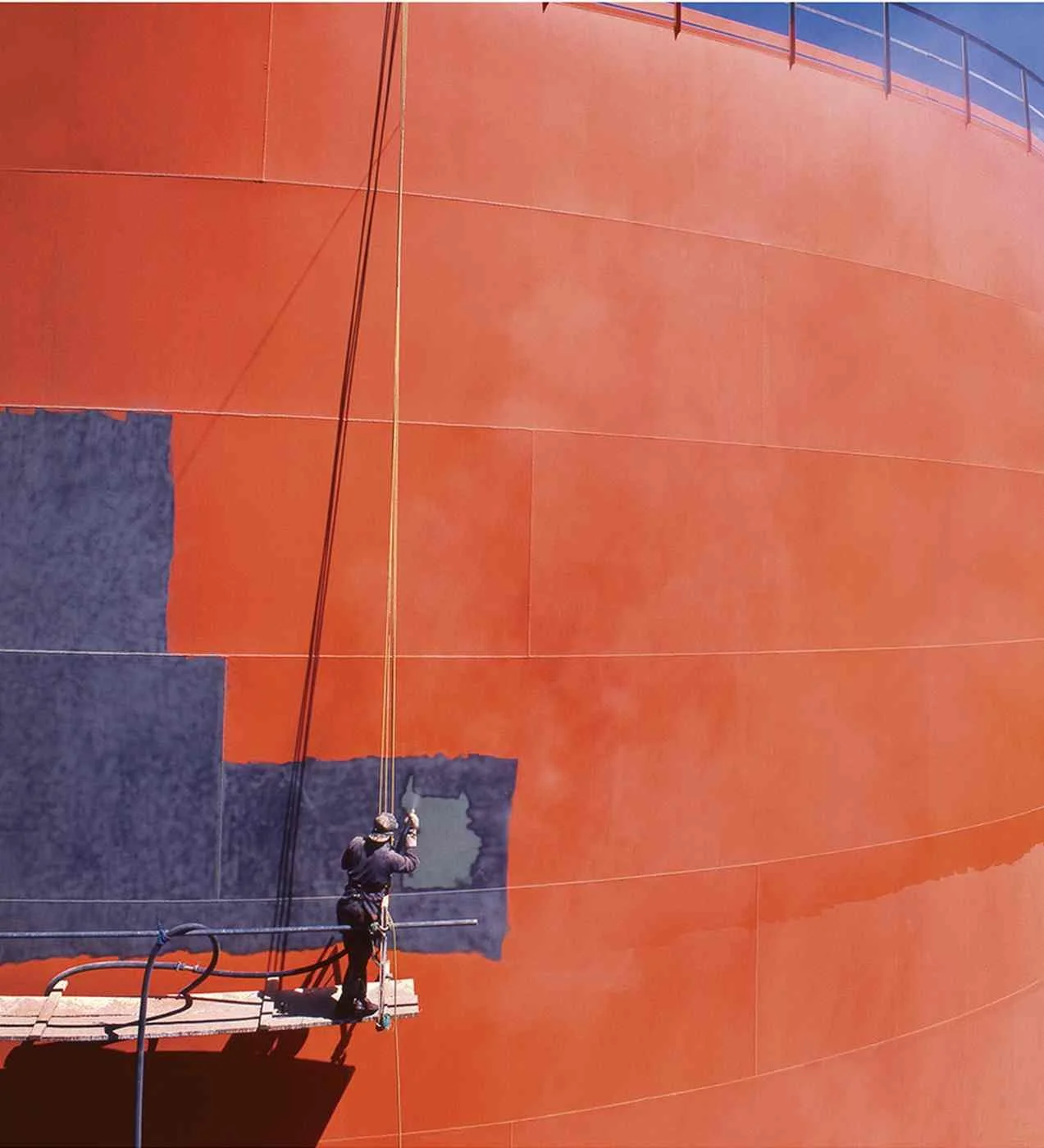 Pintando un Tanque, Santiago. 1986