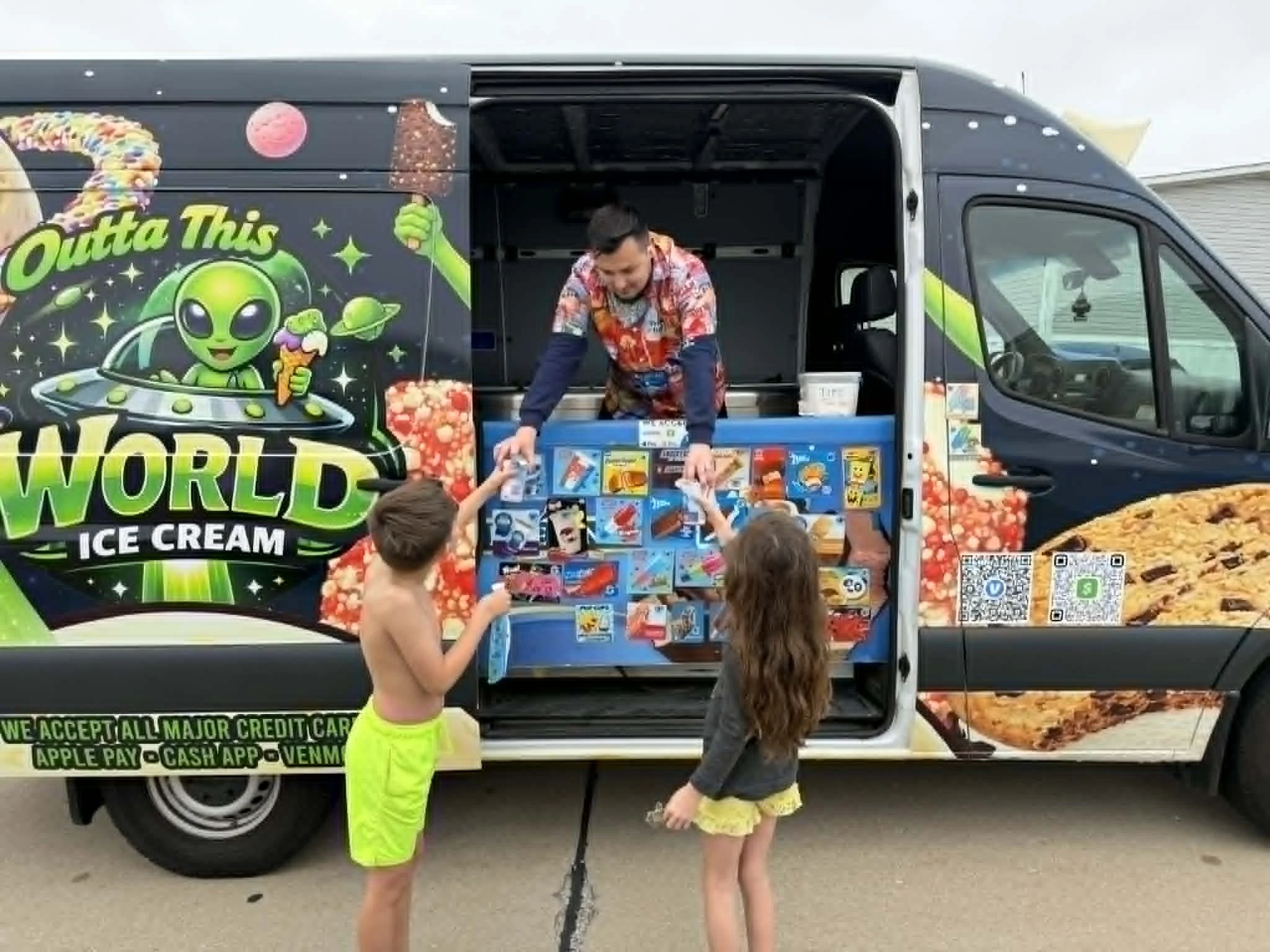 Outta This World ice cream truck serving kids in Wentzville Missouri