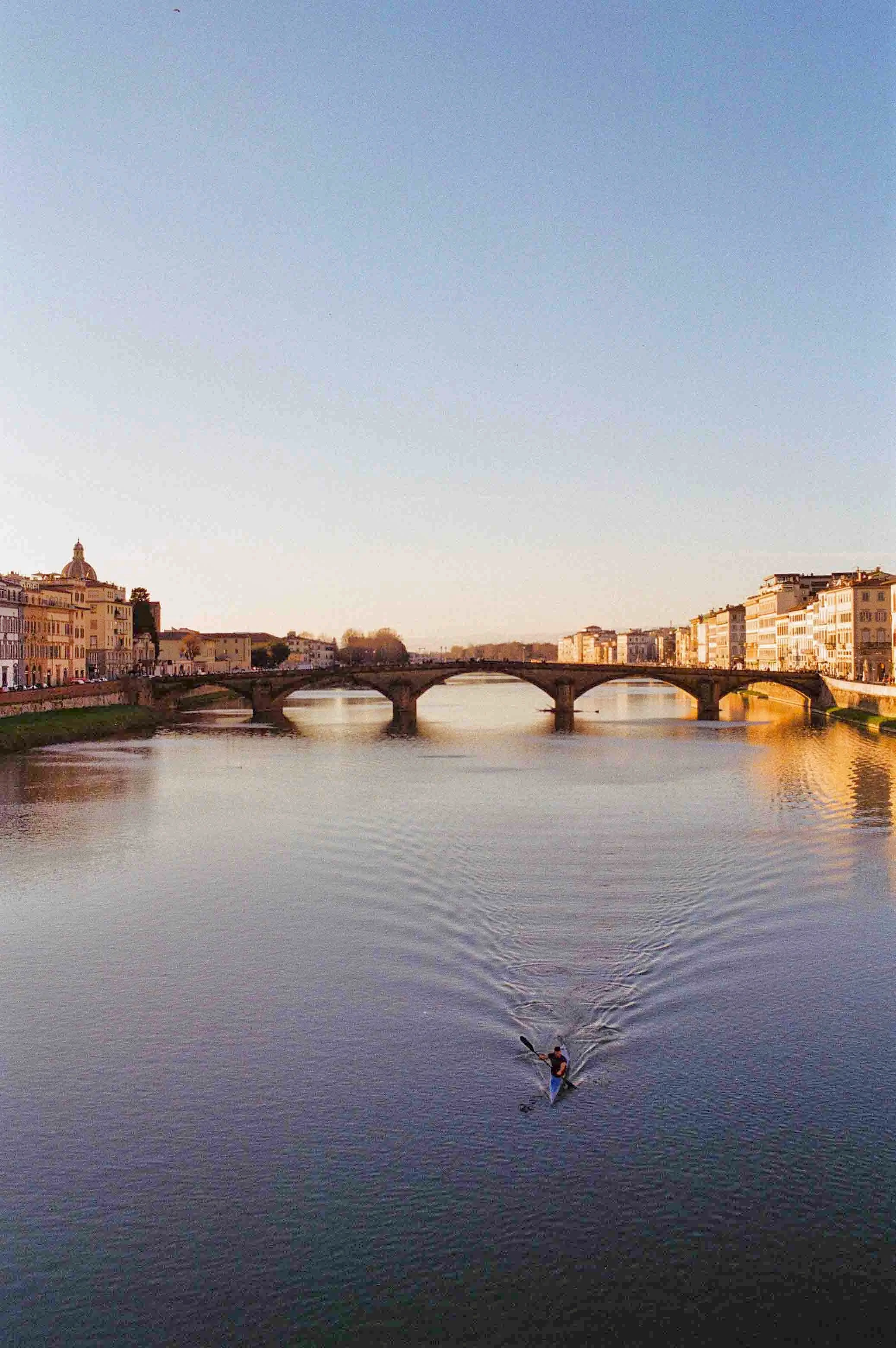 Boat sull'arno.jpg