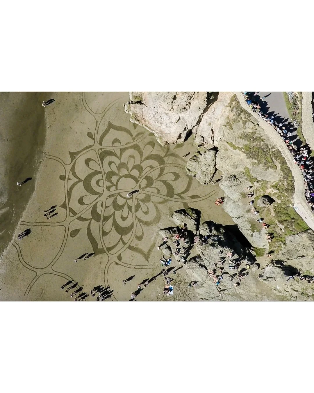 Spirit &amp; Matter I, 2015, San Francisco, CA

This piece was created as a demonstration artwork and drew a huge crowd to watch its creation. I brought together the two areas I was actively exploring- the flower represents spirit and is made with th