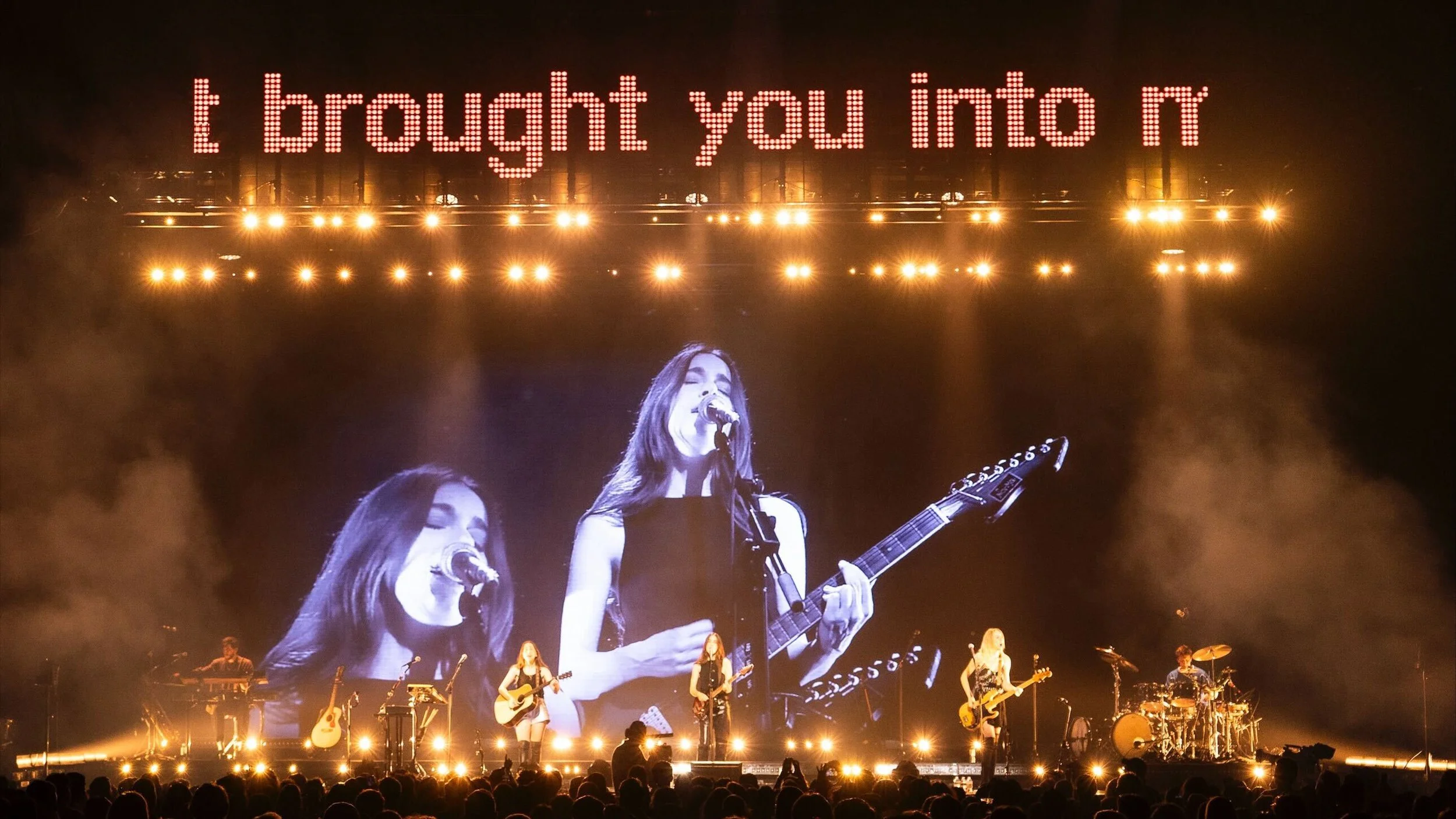 haim . i quit tour . 2025