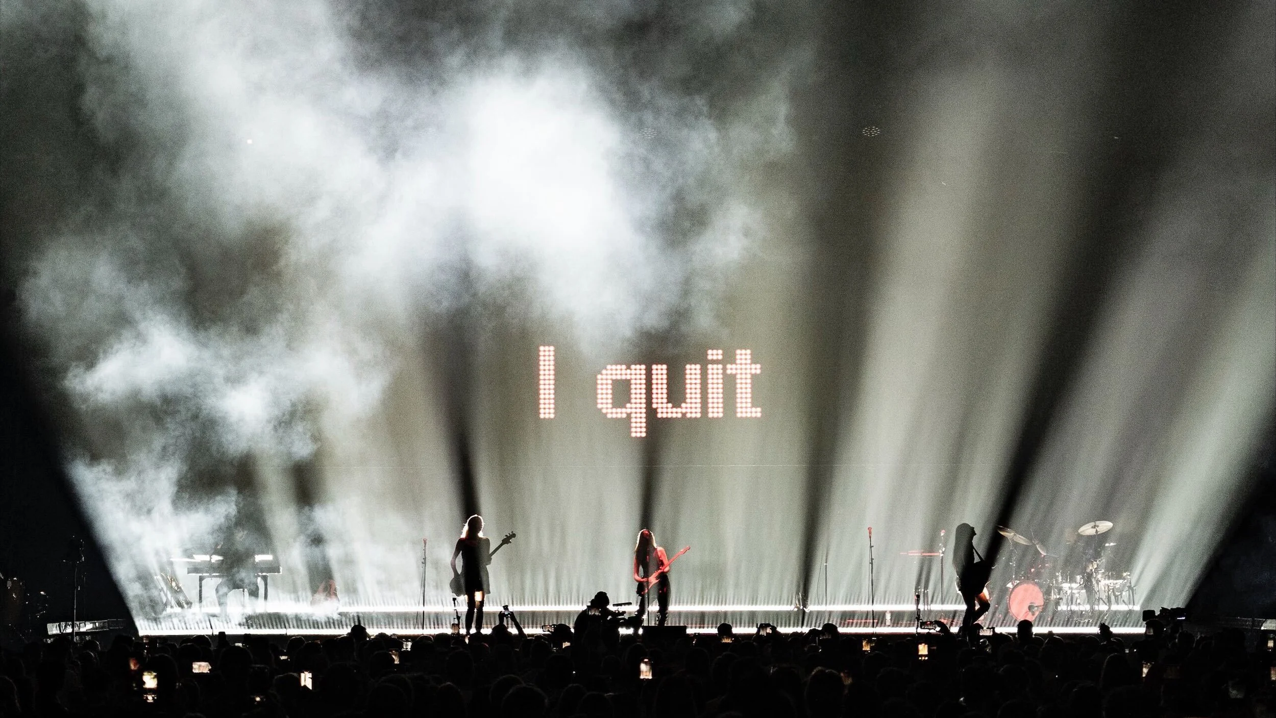 haim . i quit tour . 2025