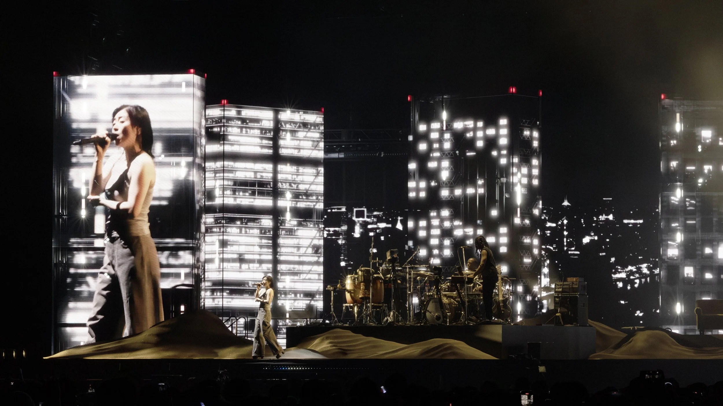 hikaru utada . science fiction tour . 2025