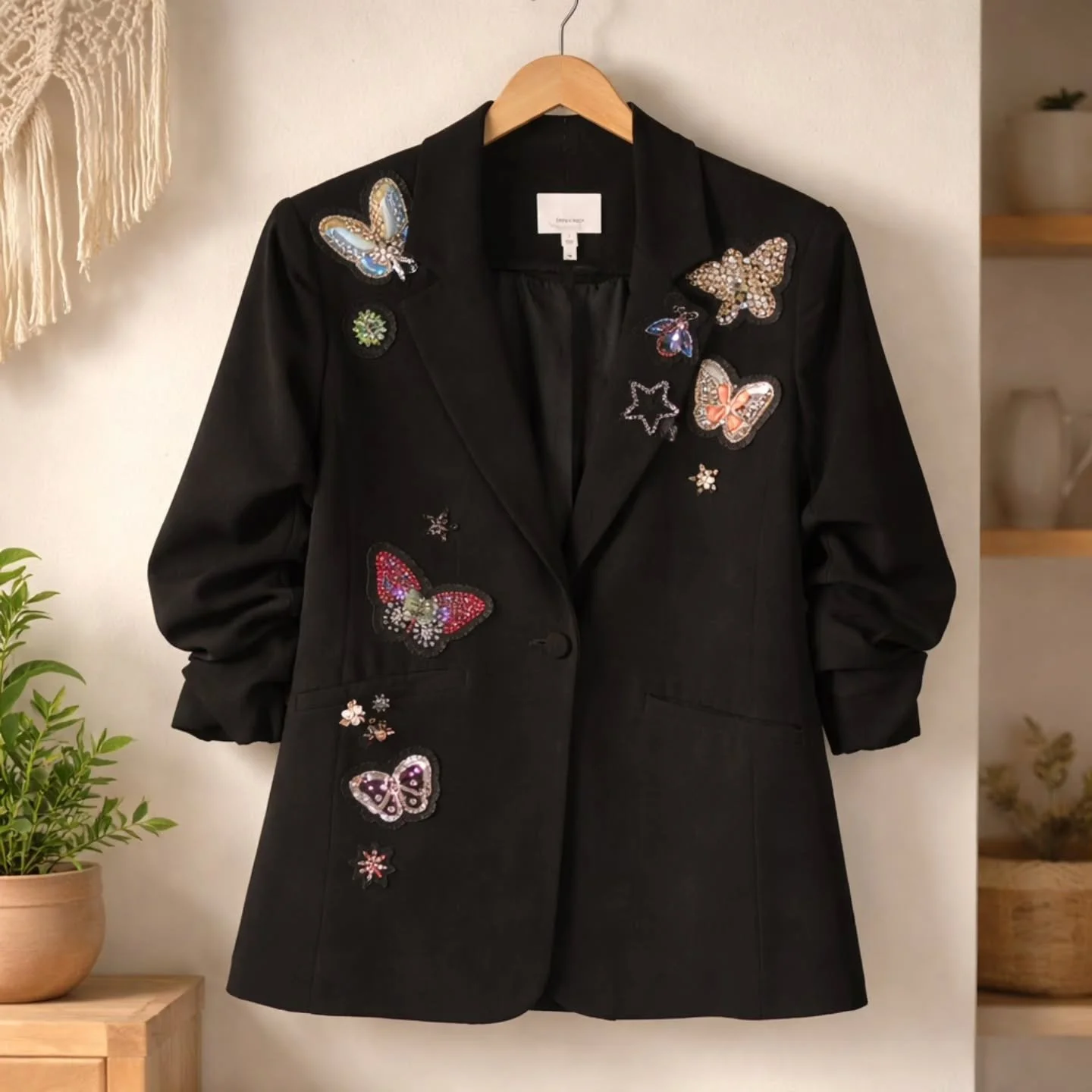 🎉 GIVEAWAY ALERT! 🎁
Want to win your own custom patched blazer? We&rsquo;re giving away one blazer!⚡️

How to enter:
1️⃣ FOLLOW @uniquelypatched
2️⃣ LIKE this post
3️⃣ TAG 3 friends in the comments (1 tag = 1 entry)
📣 BONUS: Share this to your sto