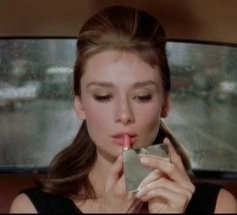 Soft Glamour is the Most Timeless Kind 