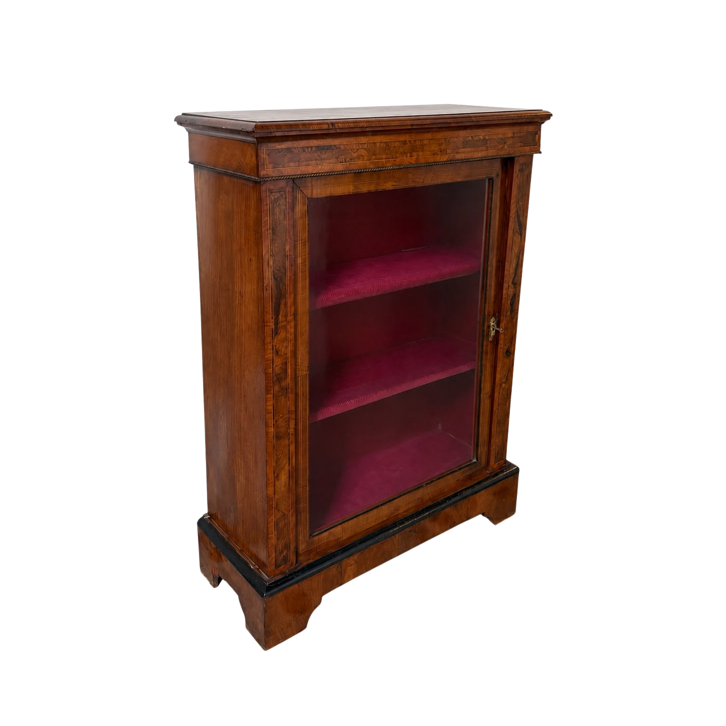 Victorian Cabinet Side.png