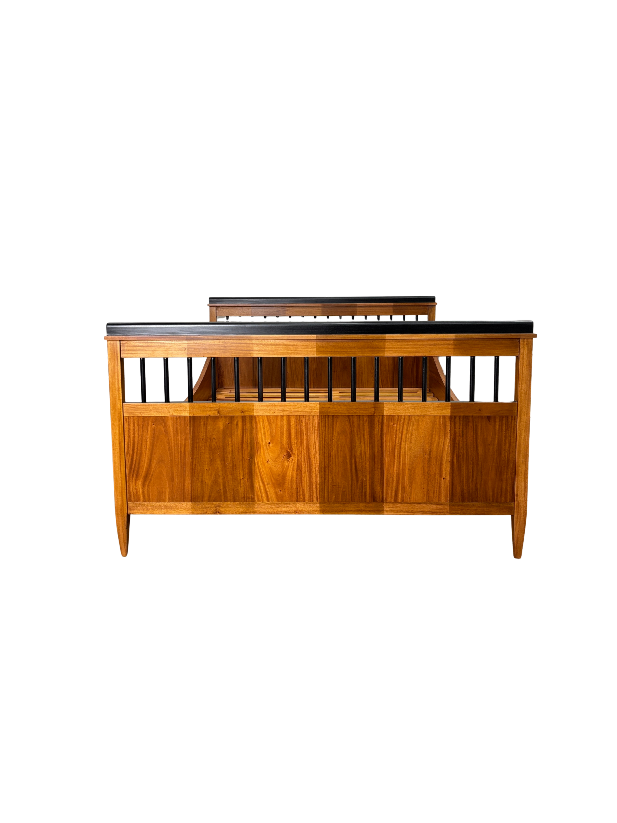 Biedermeier Bed3 (1).png