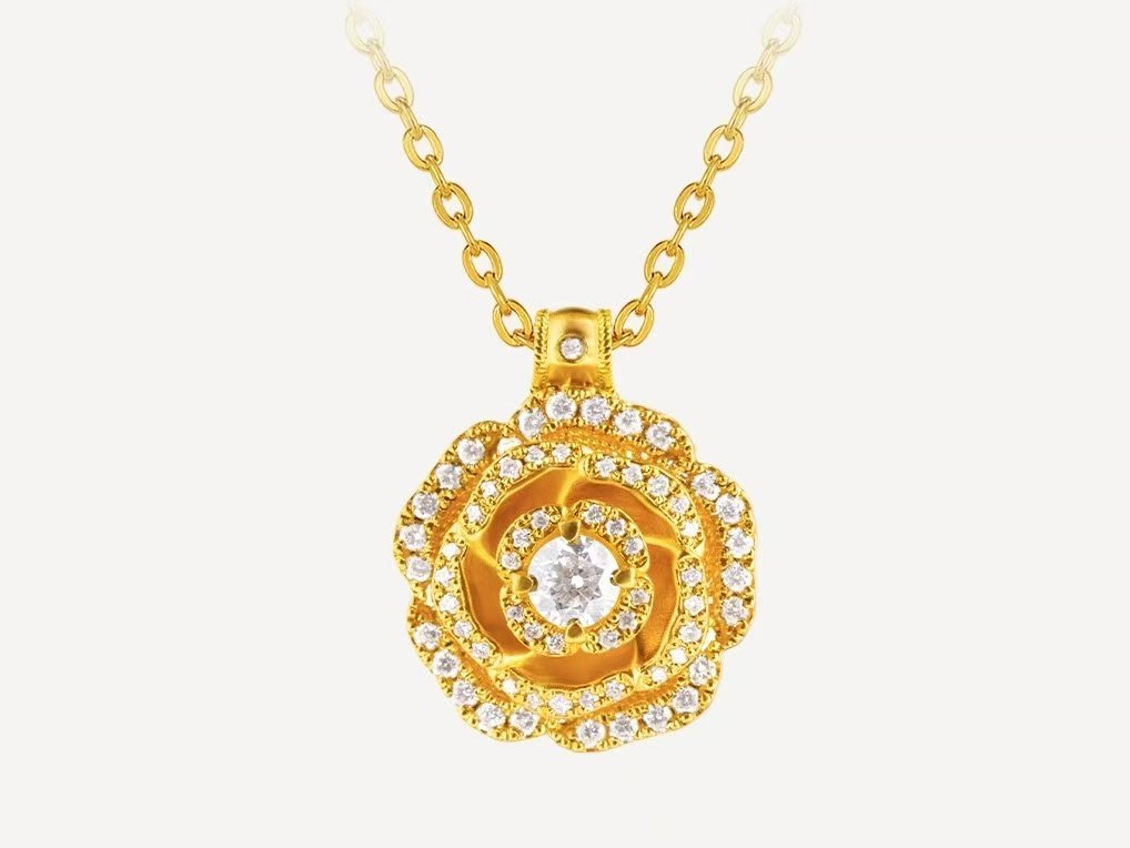 Rose Cystal Gold Pendant Laopu