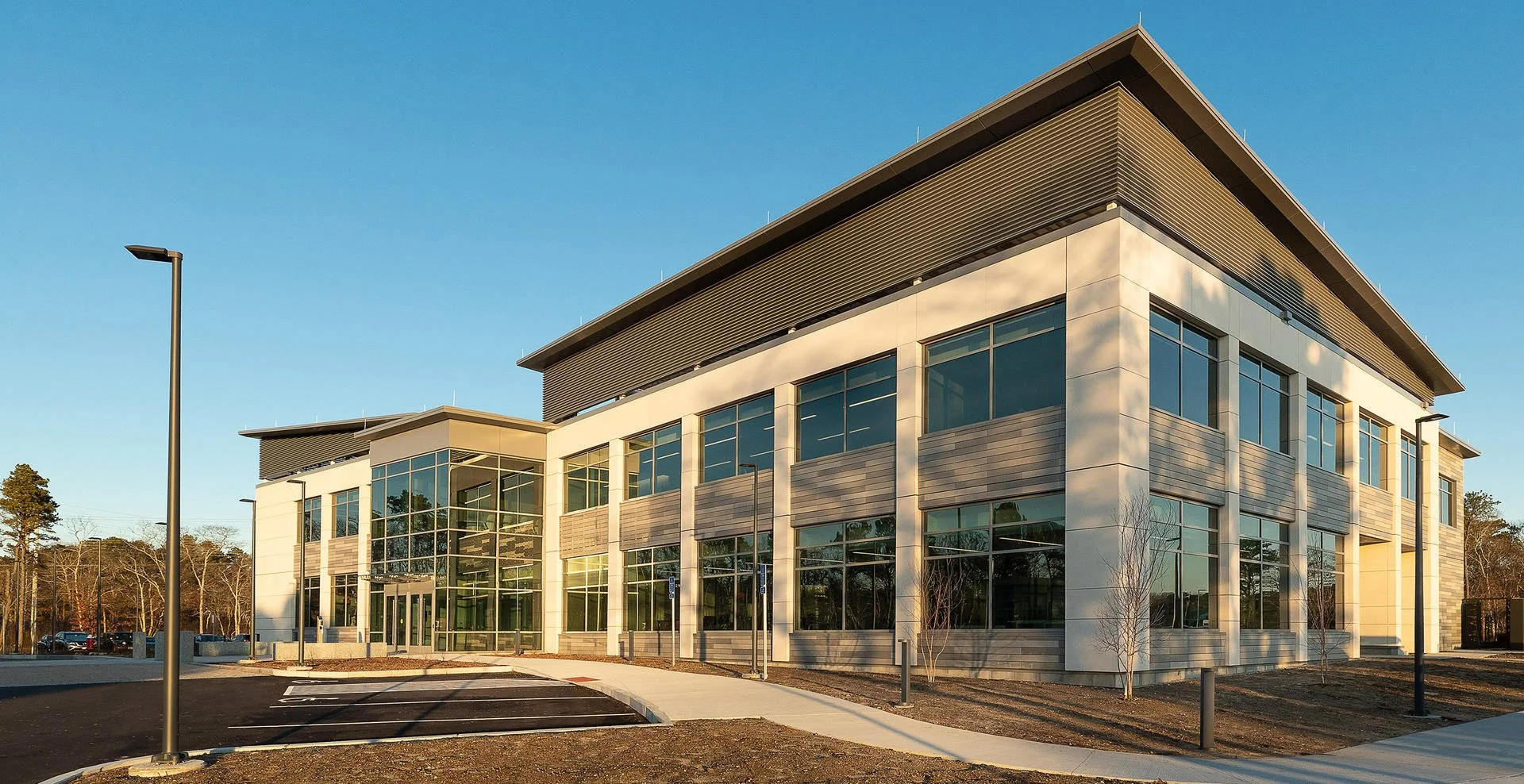 CC5-HQ5-Building-2-6x9.jpg