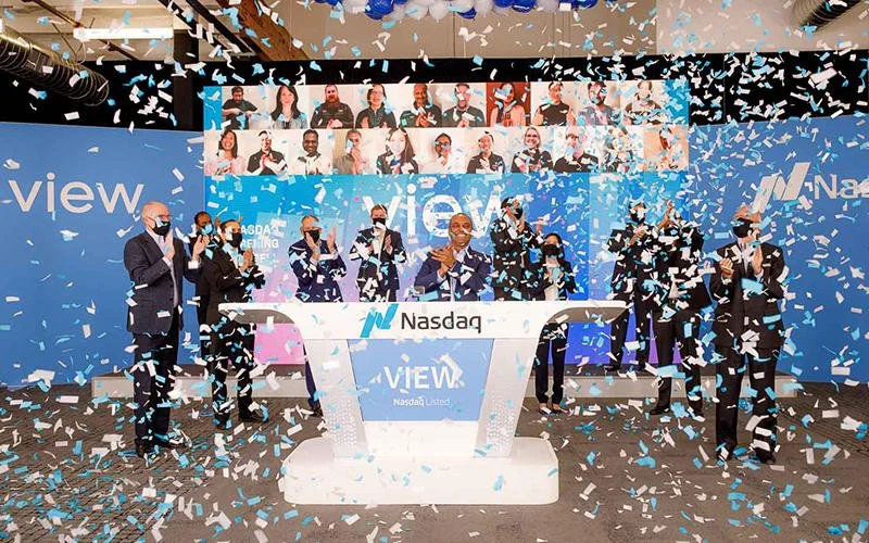Helping buildings reach net zero, a high-tech smart windows company led by Rao Mulpuri (’92, ’96) just went public