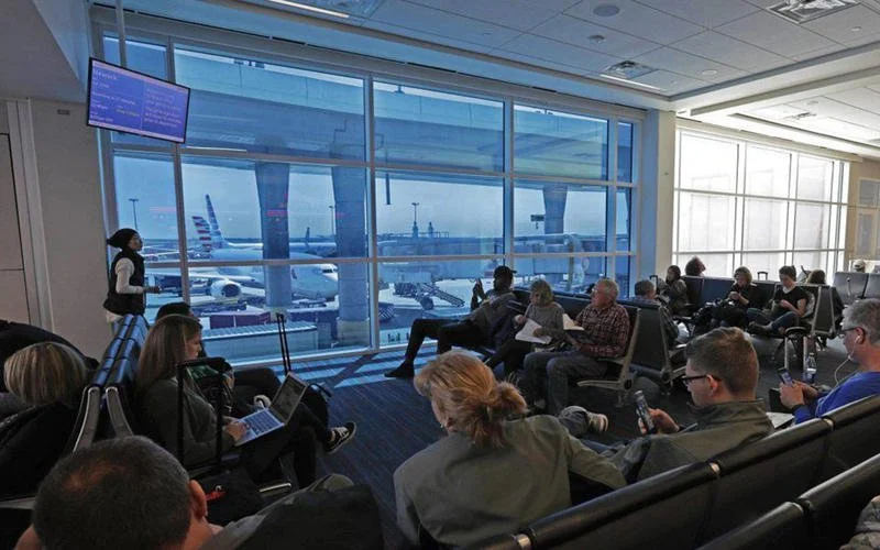 Smart Glass Makes Waiting At The Airport More Tolerable: Study