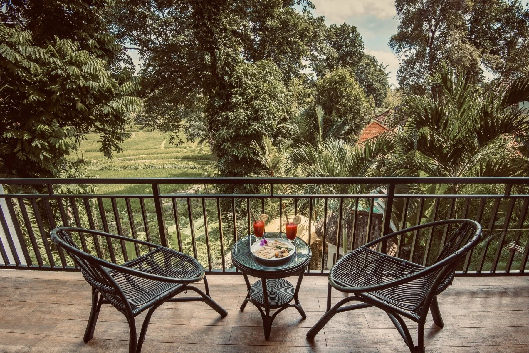 Treehouse balcony view.jpeg