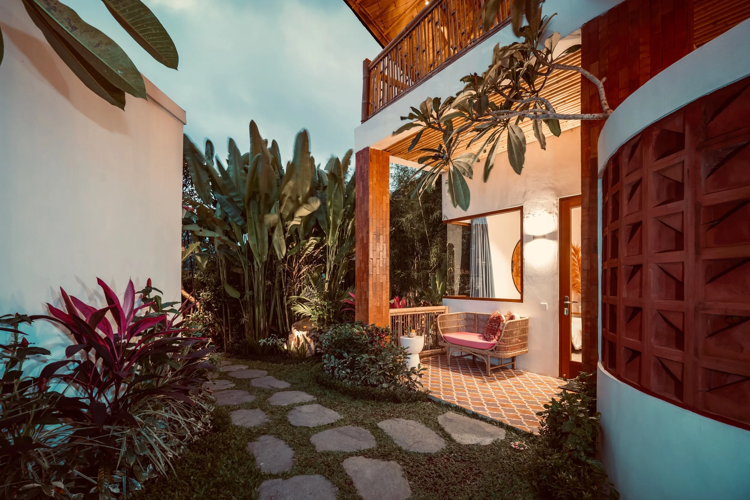 Rani Villa pathway.jpeg