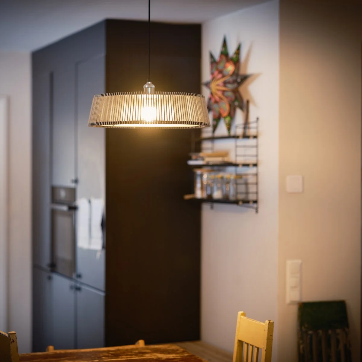 Puinen lamppu Hohde 48.jpg