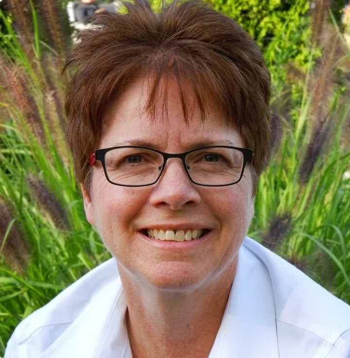Carol VanRavenstein