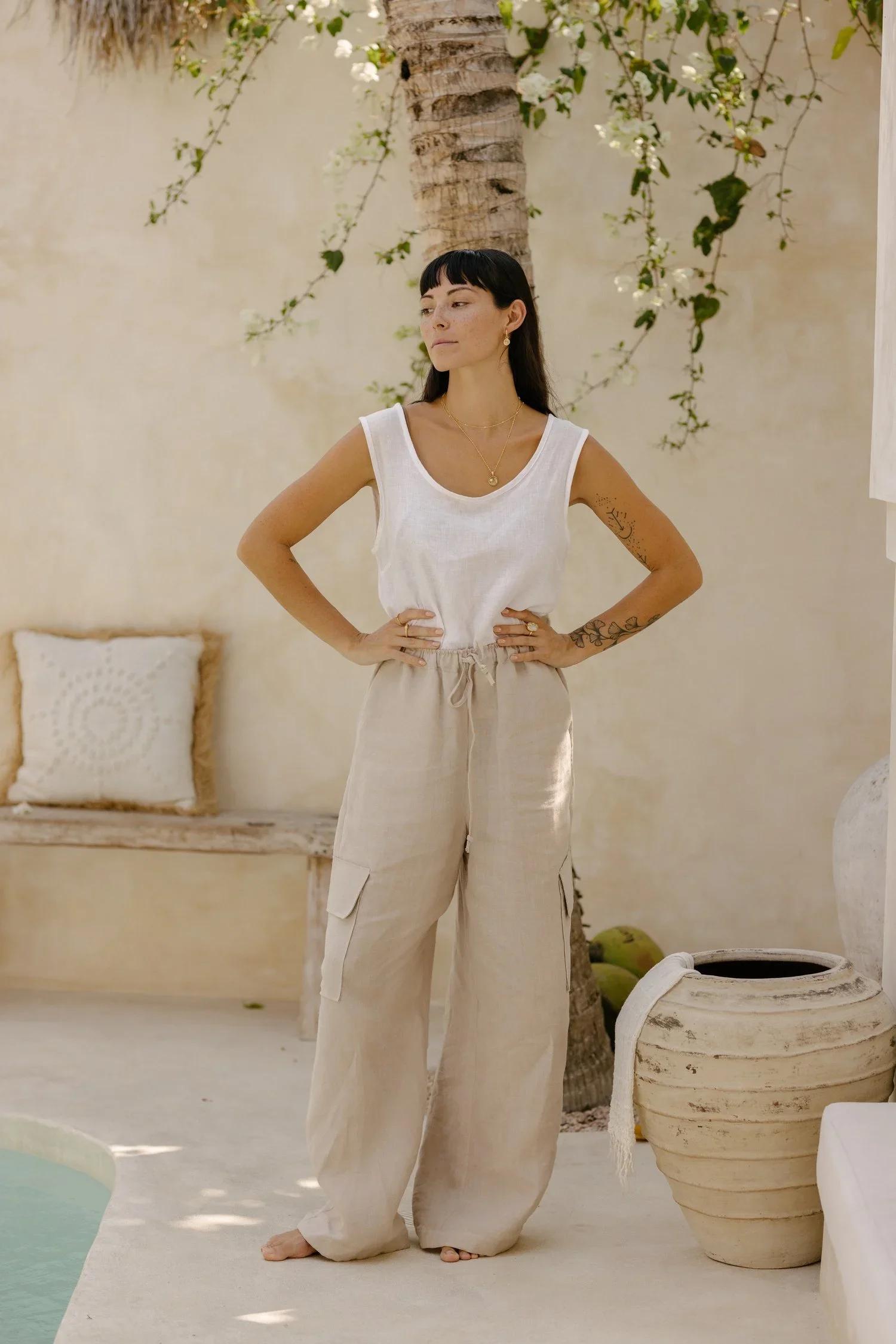 01_sunandher_cargo_pants_oatmilk_054A7080.jpeg.webp