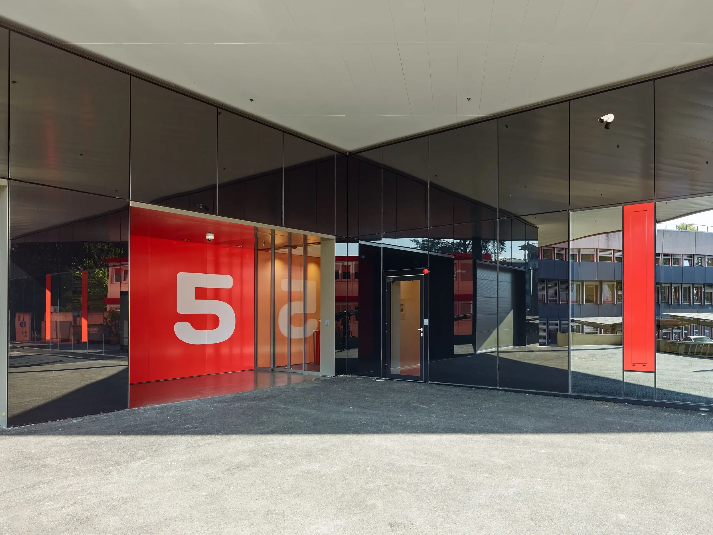 Carneiro_Architectes-Comite_international_de_la_Croix-Rouge_CICR-032.webp