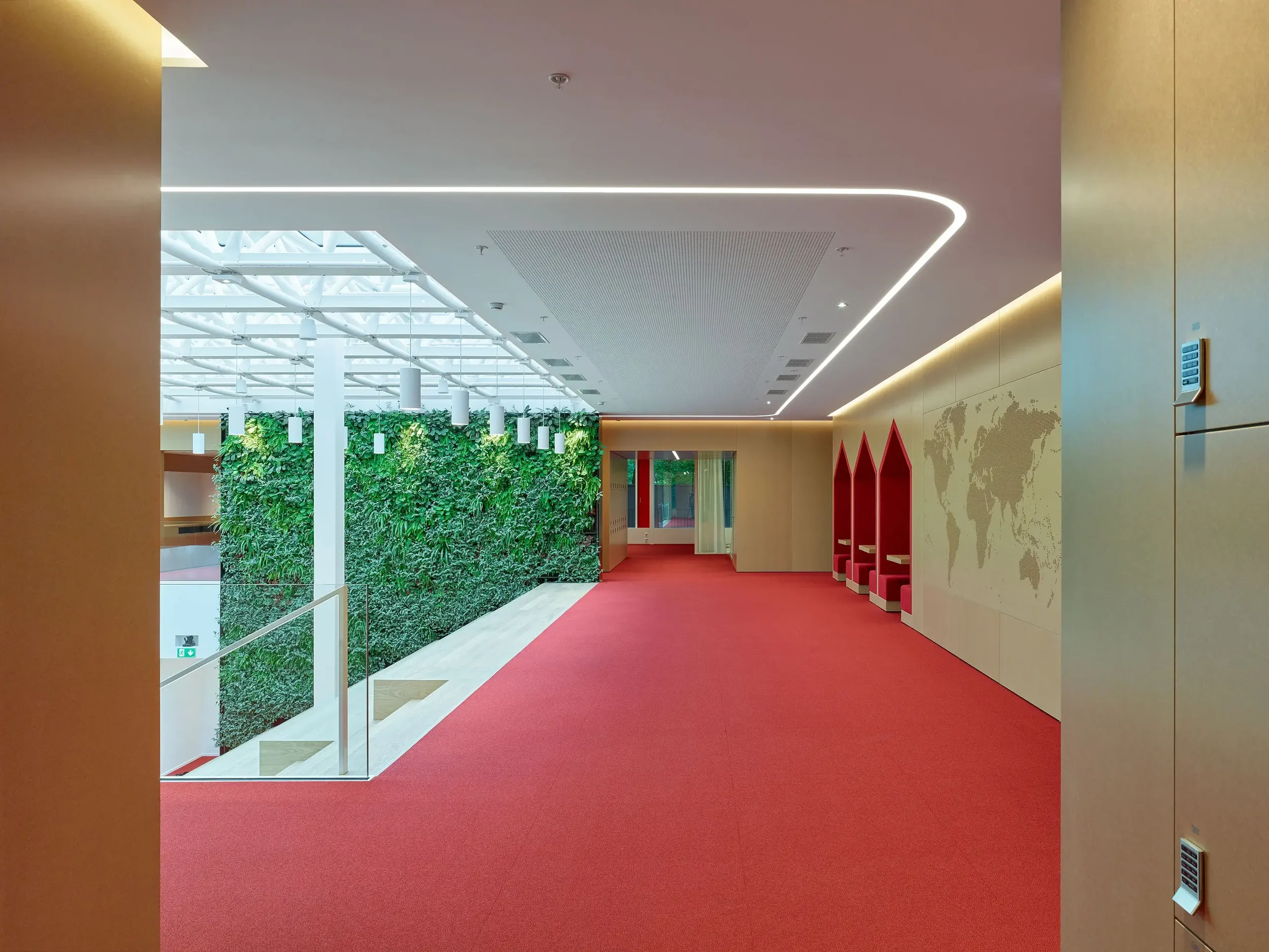 Carneiro_Architectes-Comite_international_de_la_Croix-Rouge_CICR-039.webp