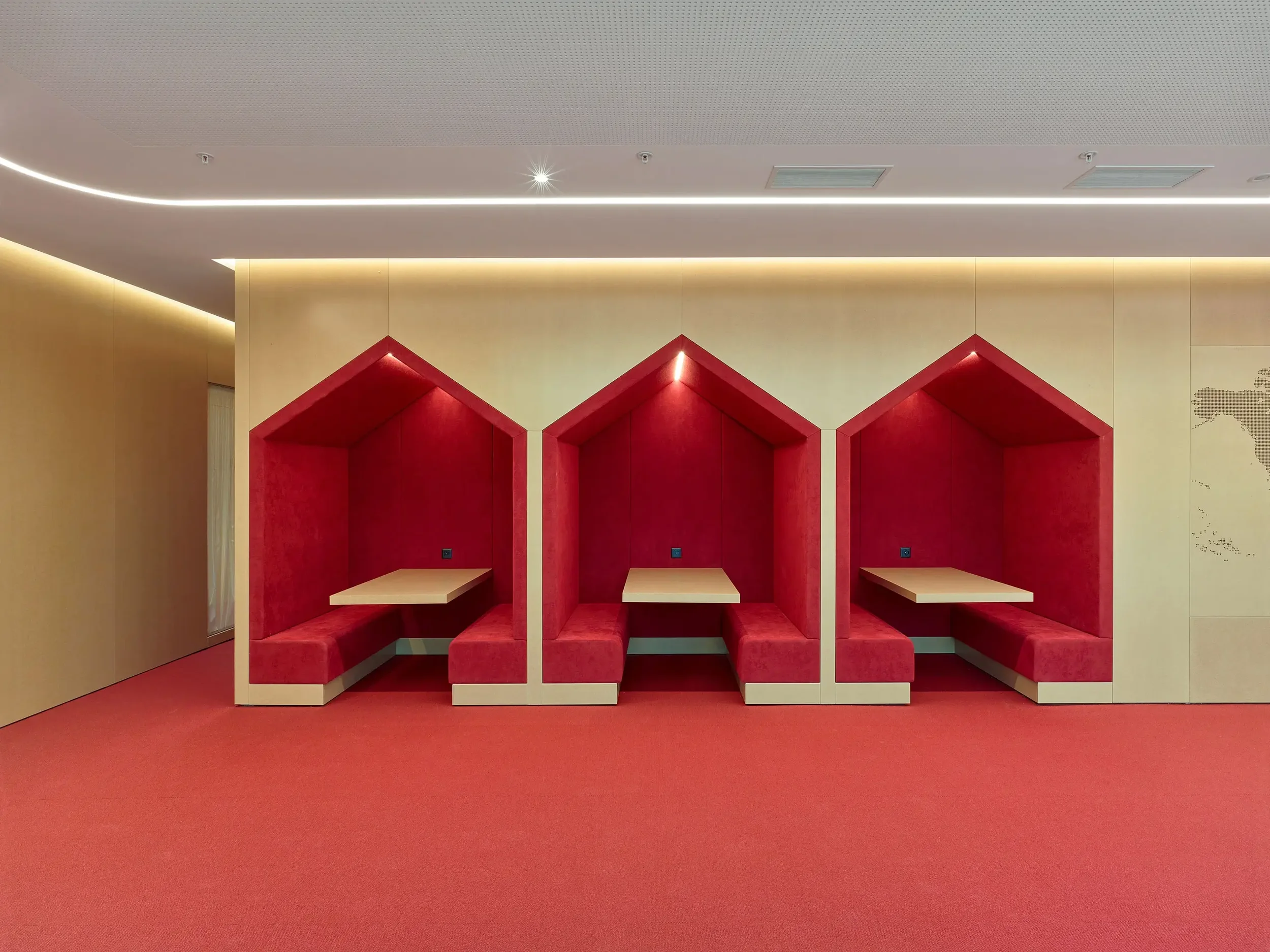 Carneiro_Architectes-Comite_international_de_la_Croix-Rouge_CICR-053.webp