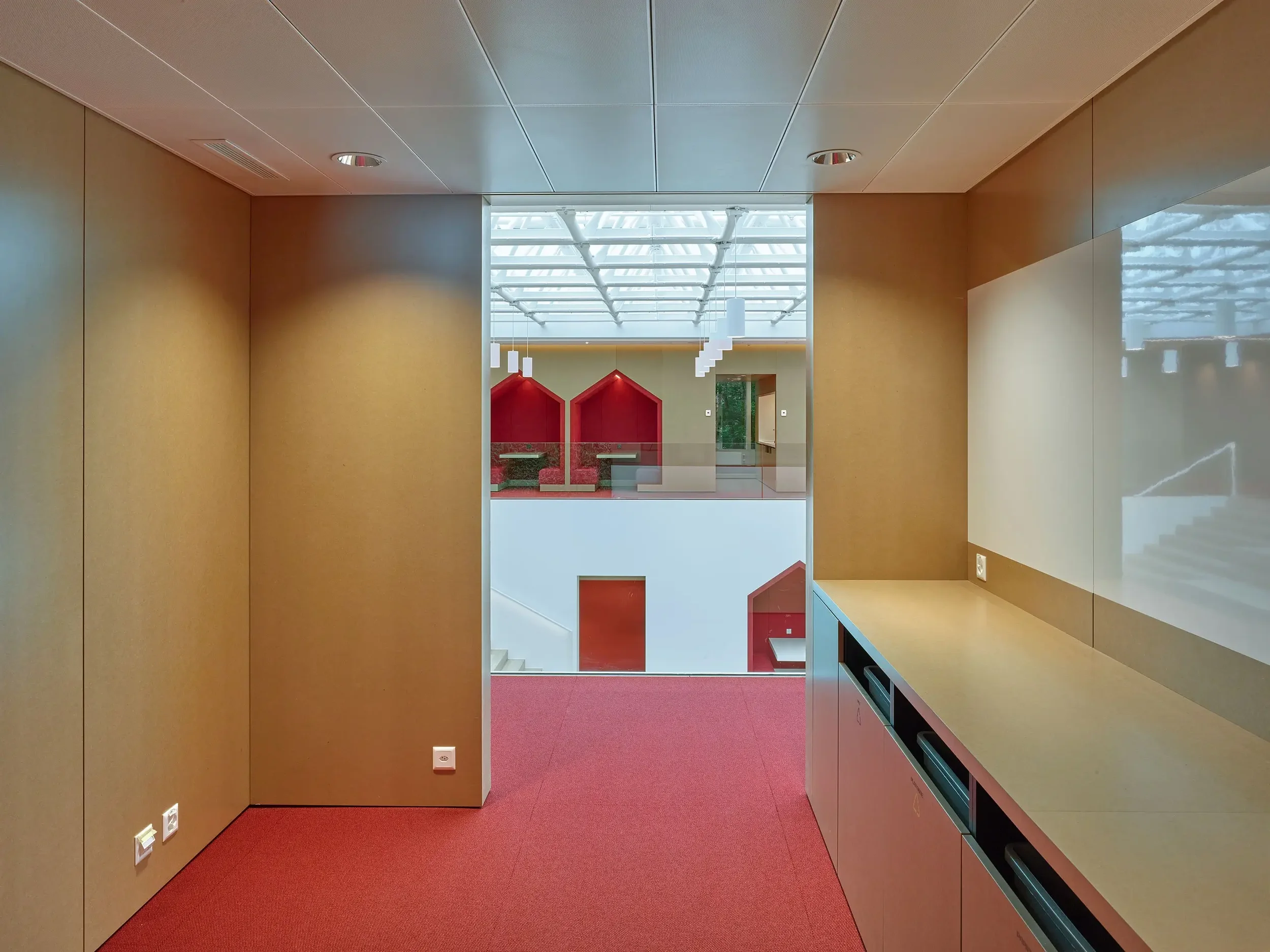 Carneiro_Architectes-Comite_international_de_la_Croix-Rouge_CICR-054.webp
